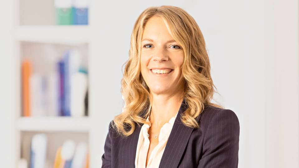 
        Bettina Brennenstuhl: „Anfang 2023 möchte ich ein Meet and Greet an der Wasserkante anbieten, um den Hafen und mich als Vorständin vorzustellen.“ (Foto: Hafen Dortmund / Christian Bohnenkamp)
      