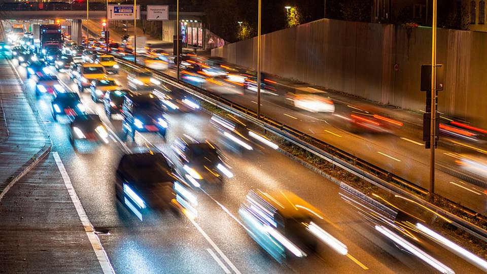 Straßenverkehr gehört zu den Sektoren, deren Treibhausgasemissionen mit der EU-Lastenteilungsverordnung reguliert werden.