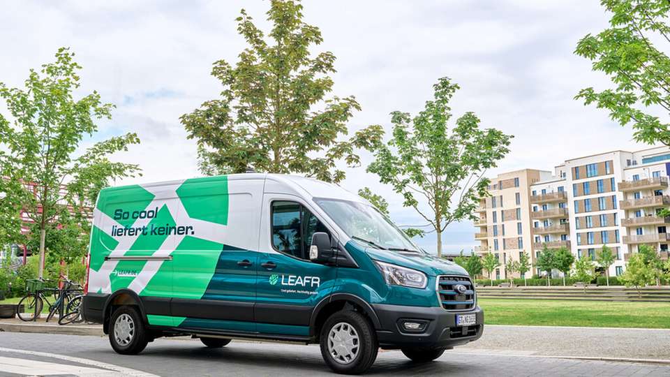Leafr - Kühl auf der letzten Meile Durch die aktive Kühlung der Transportmittel werden keine passiven Kühlelemente, wie Styropor-Boxen, Trockeneis oder Kühlakkus benötigt.