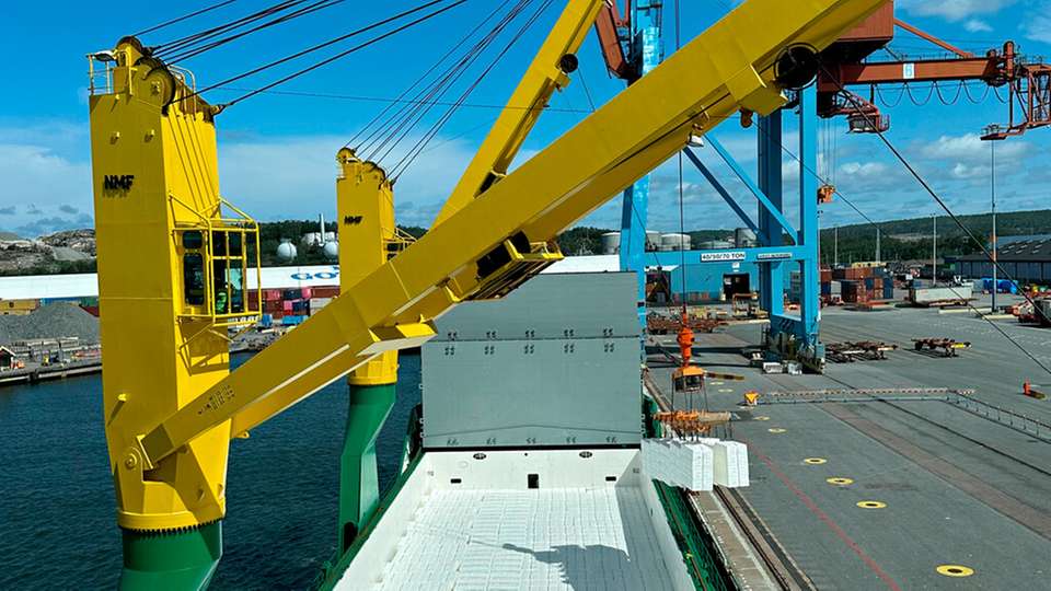 Zellstoffumschlag in Göteborg. Schweden exportierte 2022 forstwirtschaftliche Erzeugnisse im Wert von fast 20 Milliarden Euro.