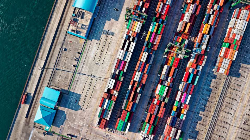 Nippon Express Holdings hat im Mai 2023 eine Verpflichtungserklärung zur Zertifizierung nach Science Based Targets (SBT) eingereicht