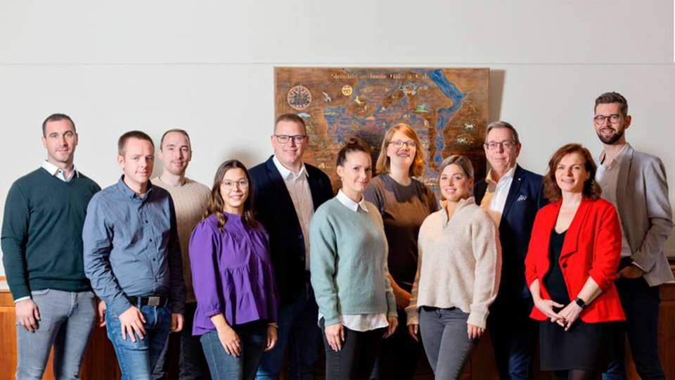 Das Nachhaltigkeitsteam von J. Müller: Daniel Zinkgraf, Cedric Witten, Timo Schröder, Kaja Hanke, Christian Henning, Lejla Pasukan, Alicia Noack, Neele Evers, Uwe Schiemann, Christina Meyer und Sören Flensburg (v.l.n.r.).

