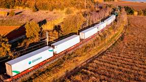 Mit täglichen intermodalen Verkehren aus Nassjö nach Duisburg will Girteka seinen eigenen und den CO2-Fußabruck seiner Kunden verbessern.
