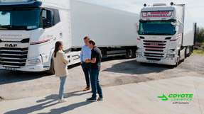 Der Spedition Joe Murray wurde von Coyote geraten, ihre Cross-Channel-Logistik-Services auszuweiten und Fracht zwischen dem Vereinigten Königreich, der EU und Irland zu transportieren. 
