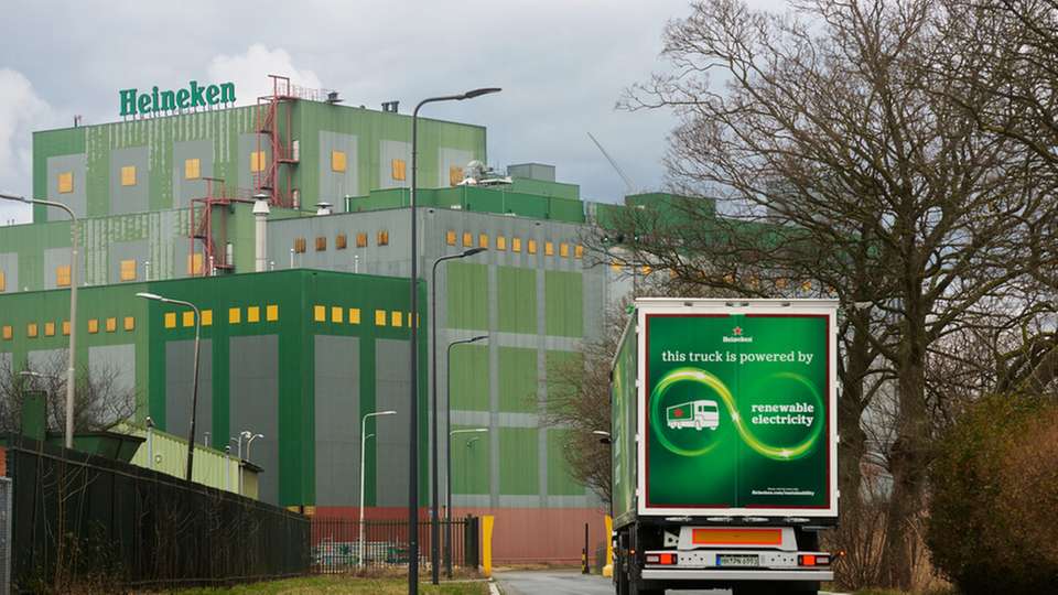 Ein Betriebssystem von Einride wird auf der Grundlage datengestützter Erkenntnisse die Routen optimieren und den Energieverbrauch minimieren.