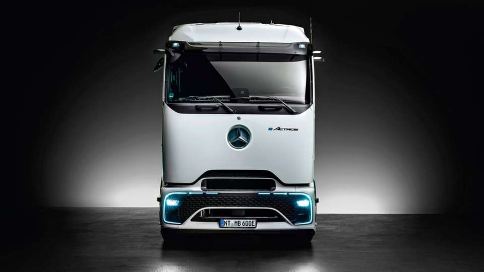Die Performance eines E-Lkw muss exakt in der Tourenplanung berücksichtigt werden.