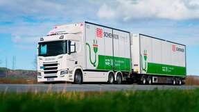 Der E-Lkw R450e von Scania im ersten Langstreckeneinsatz in Schweden.  