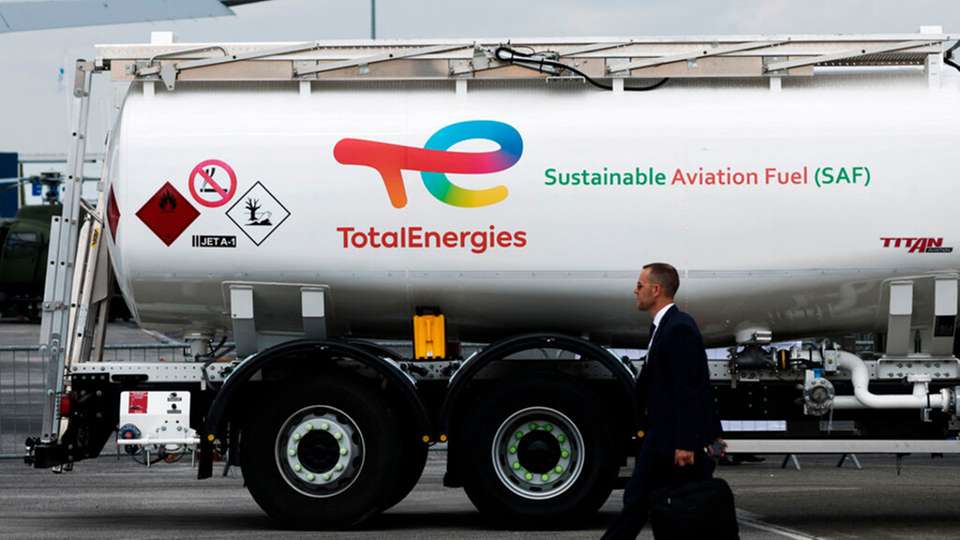 Die ab Januar 2025 geltenden Beimischungsquoten für SAF werden wohl von vielen Airlines nicht erreicht.