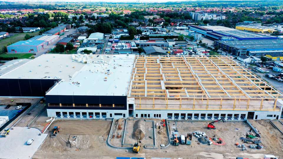 Der Neubau „Segro Logistics Centre Hamburg Neu Wulmstorf“.