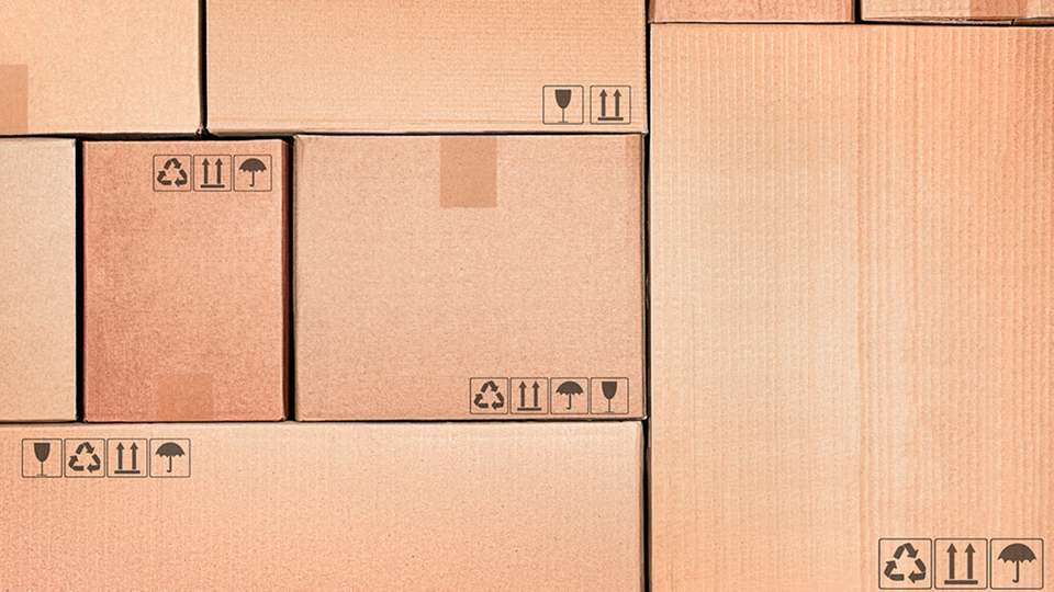 Fragen und Antworten: Wie umweltfreundlich sind die Umverpackungen aus Papier und Wellpappe wirklich?