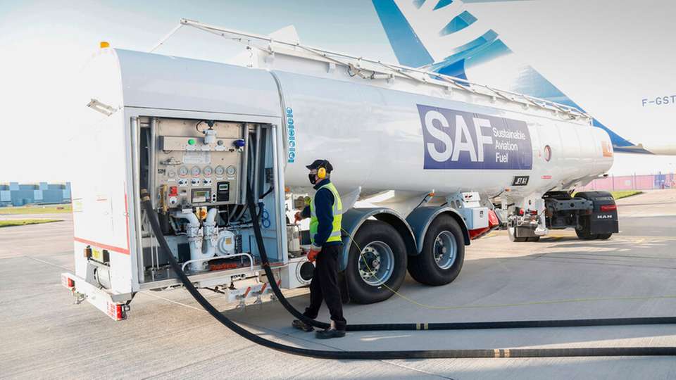 Der Anteil von SAF machte im laufenden Jahr gerade mal 0,3 Prozent der weltweiten Kerosinproduktion aus.