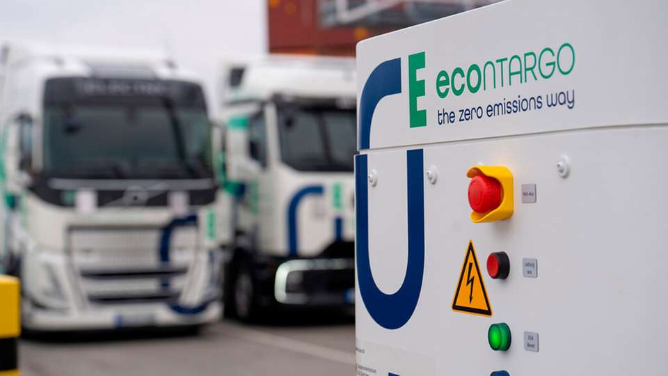 Die Contargo-Terminals beziehen ihren Strom künftig nicht nur vom Energieversorger, sondern auch aus der Rekuperation der Krananlagen und aus Photovoltaikanlagen.