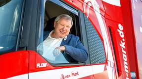 „Ich habe versucht, in unserem Betrieb alles zu systematisieren, damit man wenig Personal braucht und so effizient arbeitet wie möglich.“ Rainer van Mark, Inhaber der Spedition R. van Mark