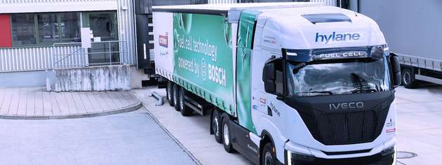 Erster hylane-Lkw mit Bosch-Brennstoffzelle auf deutschen Straßen.

