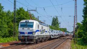 Die Schiene kann Nachhaltigkeit: Wer Güter-Transporte hierauf verlagert, kann messbar Treibhausgase reduzieren.