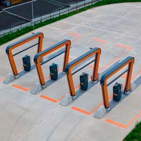 An einem Ladepark von Milence (ähnlich wie diesem in Mogendorf, Abbildung) laden zukünftig E-LKW für die Belieferung von Kaufland-Filialen im Raum Hannover.