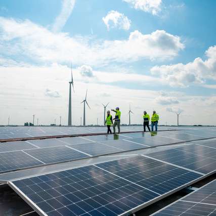 Die von der KBC Bank NV bereitgestellten Mittel ermöglichen die Umsetzung einer PV-Aufdachanlagen-Pipeline von rund 65 MWp und unterstützen Sunrocks strategischen Wachstumskurs im deutschen Markt.