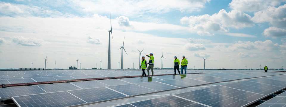 Die von der KBC Bank NV bereitgestellten Mittel ermöglichen die Umsetzung einer PV-Aufdachanlagen-Pipeline von rund 65 MWp und unterstützen Sunrocks strategischen Wachstumskurs im deutschen Markt.