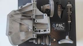 Wie angegossen: So wie hier (Foto) für Getriebeteile werden die Verpackungen aus dem 3D-Drucker des Startups Palprint genau an den Inhalt angepasst – und bestehen zu 100 Prozent aus recyceltem PET. 