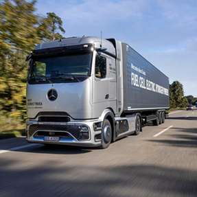 Daimler Truck stellt Mercedes-Benz NextGenH2 Truck vor: Brennstoffzellen-Lkw in Kleinserie für den Kundeneinsatz ab Ende 2026.