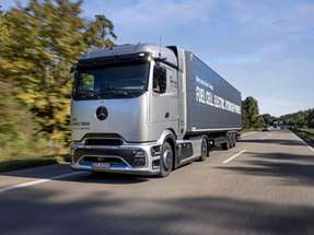 Daimler Truck stellt Mercedes-Benz NextGenH2 Truck vor: Brennstoffzellen-Lkw in Kleinserie für den Kundeneinsatz ab Ende 2026.