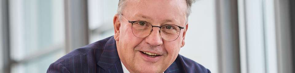„Es besteht dringender Handlungsbedarf für Bestandshalter.“ Francisco J. Bähr im ZERO-Interview. 