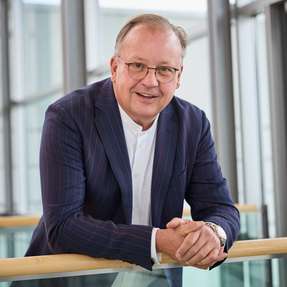 „Es besteht dringender Handlungsbedarf für Bestandshalter.“ Francisco J. Bähr im ZERO-Interview. 