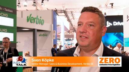 ZERO Quick Talk mit Sven Köpke @ IAA Transportation 2026
Tim-Oliver Frische, ZERO-Chefredakteur im ZERO Quick Talk mit Sven Köpke, Senior Sales & Business Development Manager bei Verbio SE auf der IAA Transportation 2026 in Hannover.